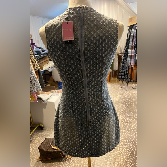 PrettyLittleThing Dress NWT - Picture 4 of 7